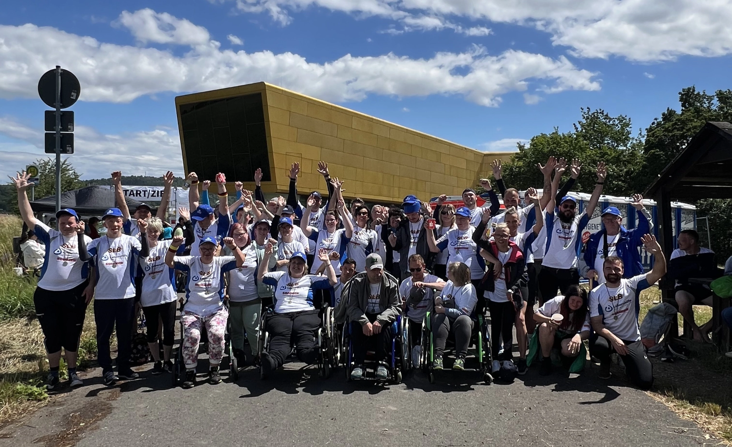 Das Team der Lebenshilfe Naumburg beim Himmelswegelauf 2023